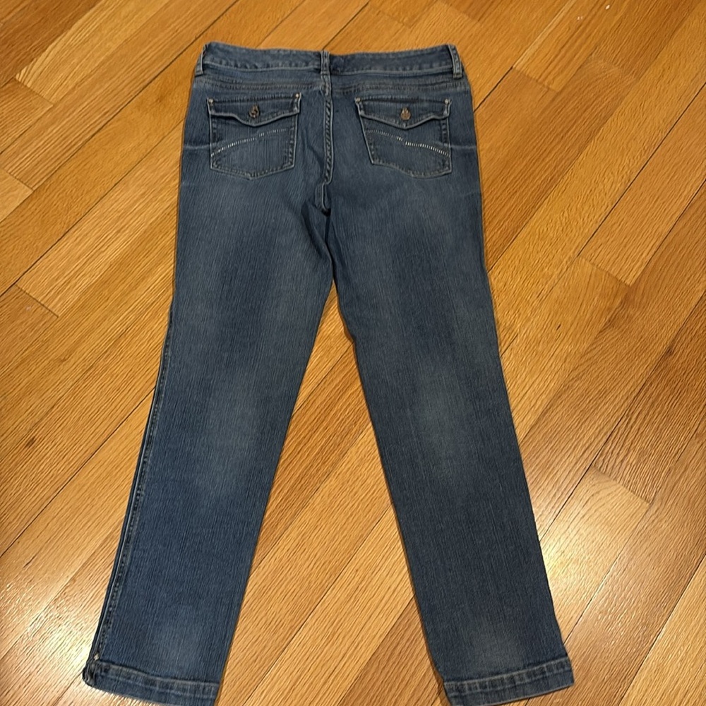 Women’s WHBM jeans - Picture 7 of 8